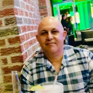 Meet your Posher, Victor